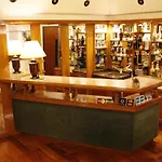 Apart Hotel Family