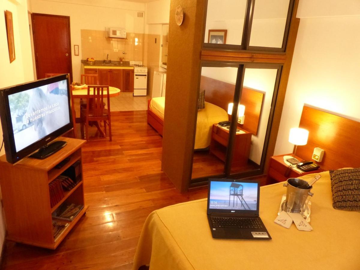 Family Apartahotel Mar del Plata